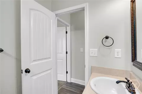 Entry Way - 125 Thoroughbred Dr, Guyton, GA 31312 photo 2 of 2