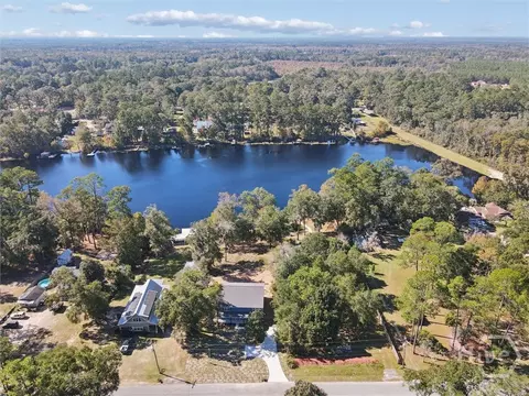 397 Pine Ridge Dr, Ellabell, GA 31308