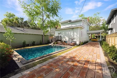 627 W 37th St, Savannah, GA 31401