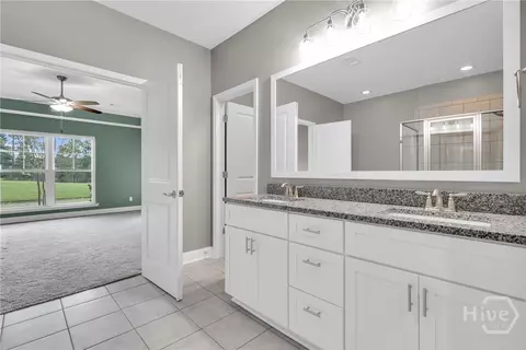 Bath - 115 Danbury Ct, Pooler, GA 31322 photo 2 of 3