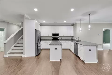 Kitchen - 115 Danbury Ct, Pooler, GA 31322 photo 2 of 2