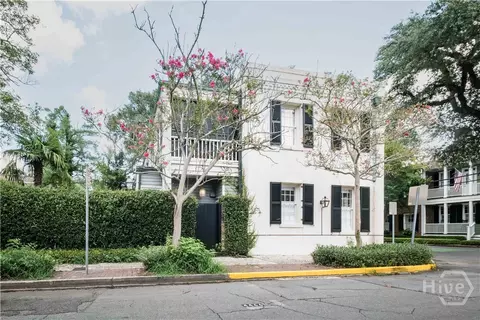17 Price St, Savannah, GA 31401