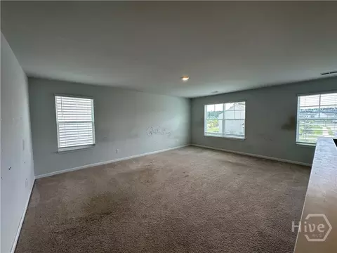 Living - 104 Decker Dr, Pooler, GA 31322 photo 2 of 3