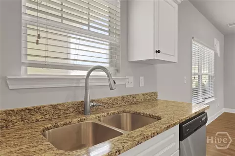 Kitchen - 300 Morgan Pines Dr, Pooler, GA 31322 photo 5 of 6