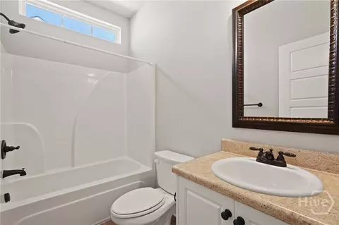 Bath - 300 Morgan Pines Dr, Pooler, GA 31322 photo 3 of 5