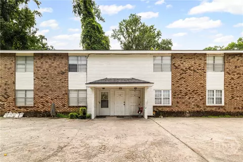 9 Hampstead Ave, Savannah, GA 31405