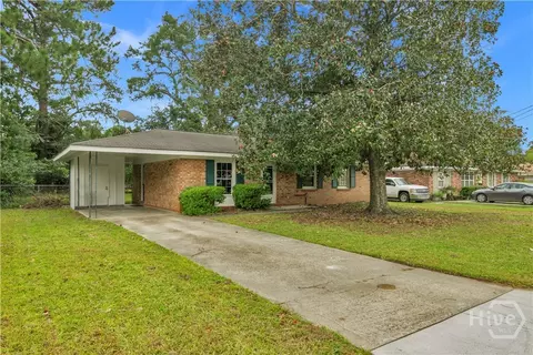 612 Olive St, Hinesville, GA 31313