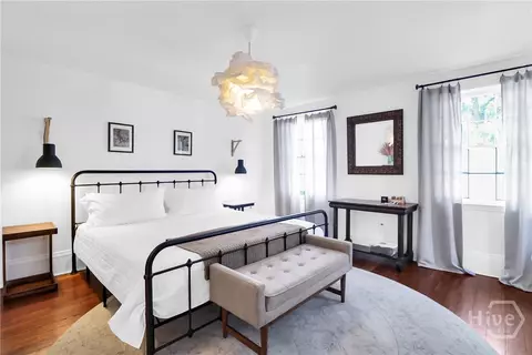 121 W Park Ave #1, Savannah, GA 31401