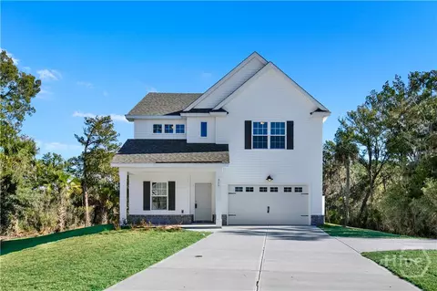 255 James Dr, Richmond Hill, GA 31324