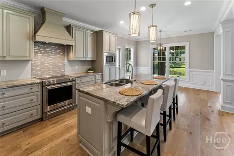 Kitchen - 124 Mallory Pl, Pooler, GA 31322 photo 2 of 5