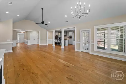 Living - 124 Mallory Pl, Pooler, GA 31322 photo 4 of 4