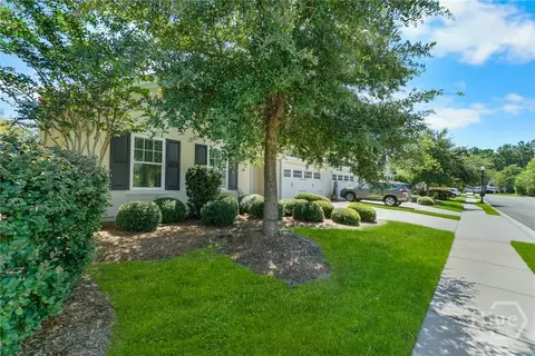 Exterior - 124 Mallory Pl, Pooler, GA 31322 photo 2 of 9