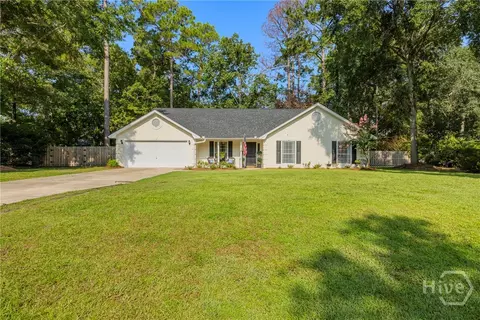 53 Cambridge Ct, Richmond Hill, GA 31324