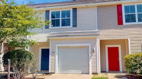 8 Brown Thrasher Ct, Port Wentworth, GA 31407