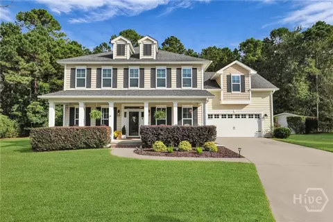 8 Gresham Ln, Savannah, GA 31419