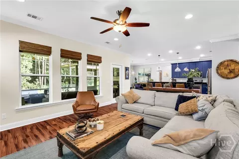 8 Gresham Ln, Savannah, GA 31419 photo 8