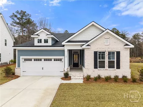 107 Glendale Cir, Richmond Hill, GA 31324