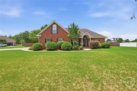 204 Camden Yard Ct, Guyton, GA 31312