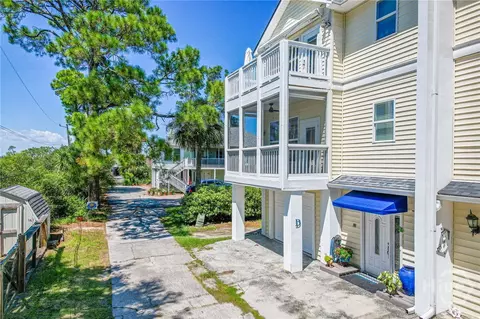 145 S Campbell Ave #D, Tybee Island, GA 31328