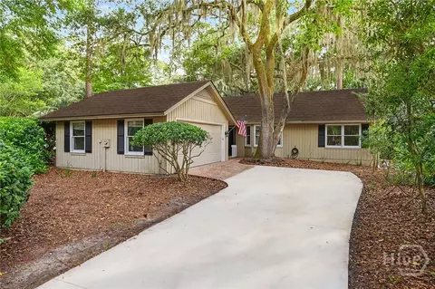 12 Lanyard Ct, Savannah, GA 31411