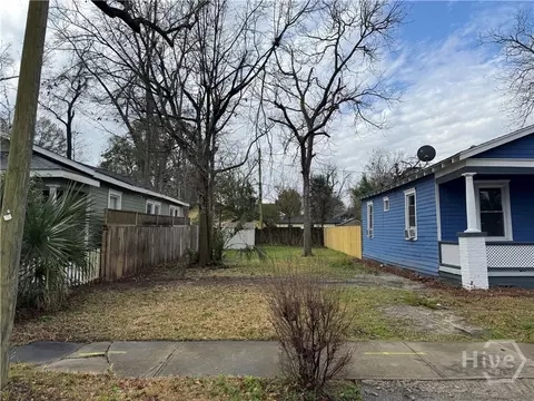 707 E 32nd, Savannah, GA 31401