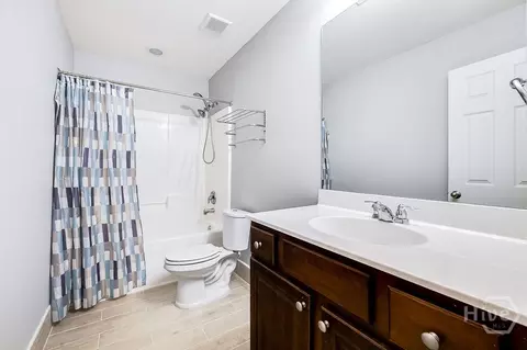 Bath - 312 Grasslands Dr, Pooler, GA 31322 photo 3 of 3