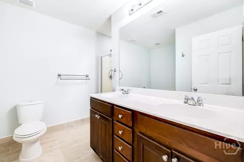 Bath - 312 Grasslands Dr, Pooler, GA 31322 photo 1 of 3