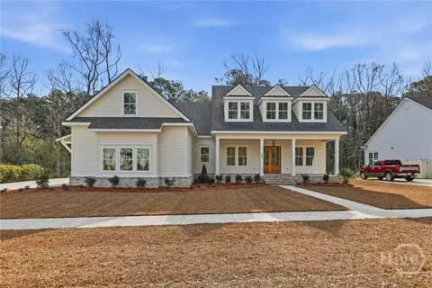 195 Cubbage Island Dr, Richmond Hill, GA 31324
