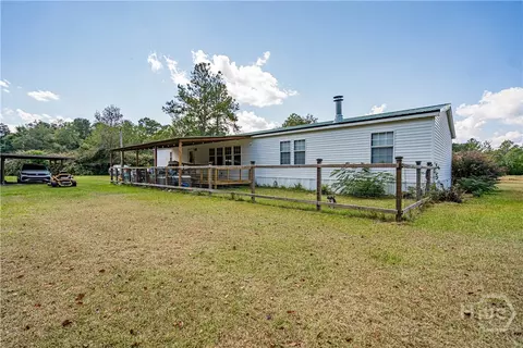 Exterior - 164 Sixth St, Guyton, GA 31312 photo 4 of 8
