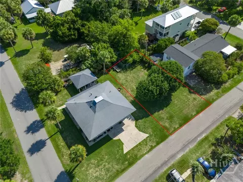 506 15th St #B, Tybee Island, GA 31328