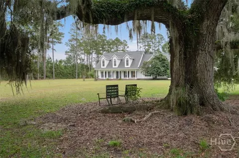 876 Old Darien Hwy, Riceboro, GA 31323