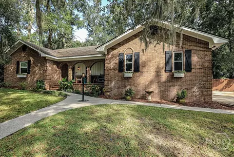 122 Stonewall Dr, Savannah, GA 31419