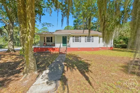 6 Redland Dr, Savannah, GA 31404