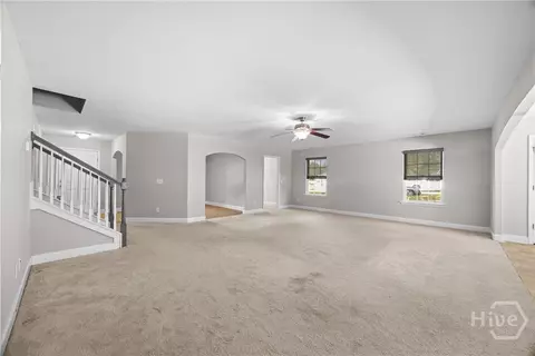 Living - 118 Bridgewood Dr, Springfield, GA 31329 photo 4 of 4