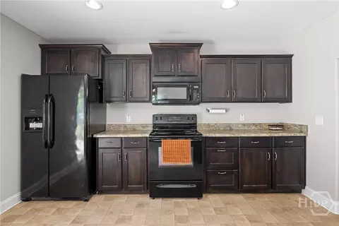 Kitchen - 118 Bridgewood Dr, Springfield, GA 31329 photo 1 of 1