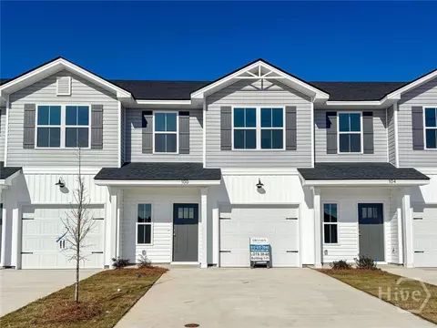 100 Beaumont Dr, Hinesville, GA 31313
