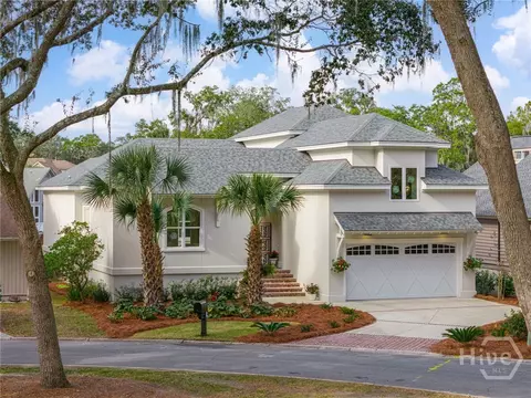 2 Top Gallant Cir, Savannah, GA 31411