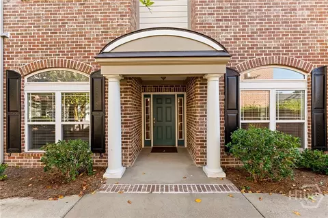 1102 River Oaks Dr, Richmond Hill, GA 31324