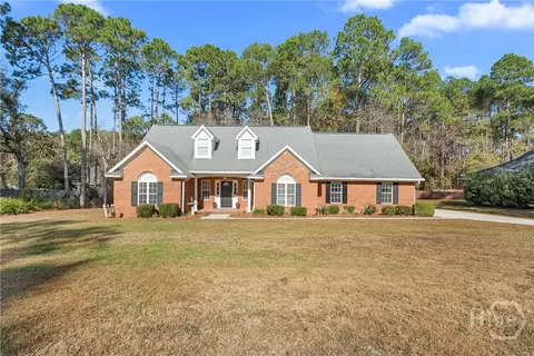 218 Wellington Cir, Statesboro, GA 30458