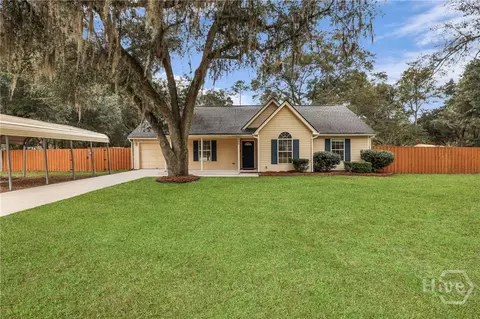 304 Ashley Ln, Guyton, GA 31312