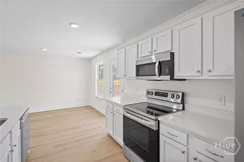 Kitchen - 540 Brogdon Rd, Guyton, GA 31312 photo 2 of 2