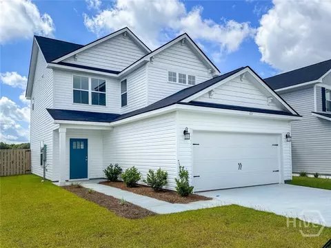 23 Hamilton Dr, Hinesville, GA 31313