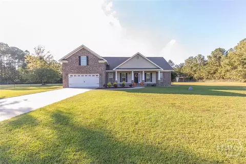 135 Runs Crossing Dr, Springfield, GA 31329