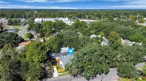101 W 51st St, Savannah, GA 31405