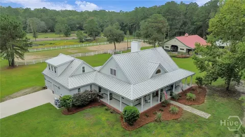 530 Blige Rd, Richmond Hill, GA 31324