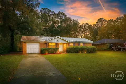 205 Whitehall Ave, Rincon, GA 31326 photo 2