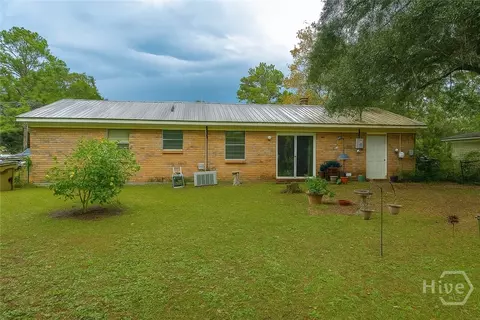 205 Whitehall Ave, Rincon, GA 31326 photo 3
