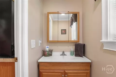 Bath - 205 Dekle Rd S, Register, GA 30452 photo 1 of 3