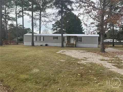 114 Shari Dr, Guyton, GA 31312