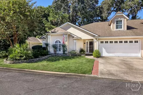 21 Pipers Pond Ln, Savannah, GA 31404